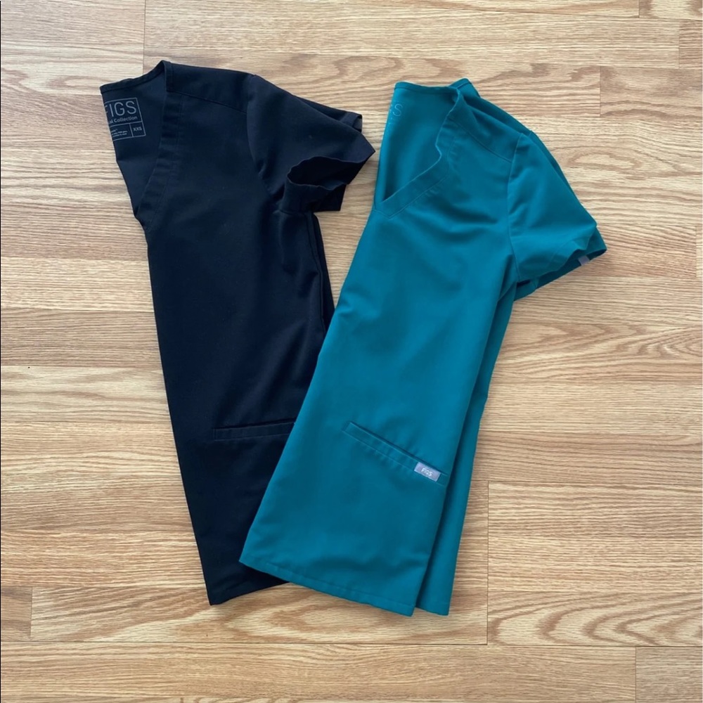 Figs Tops Bundle - image 1